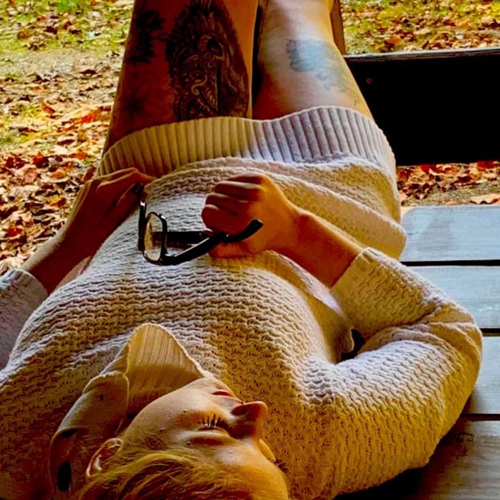 Sweater - Picture 12 of 12